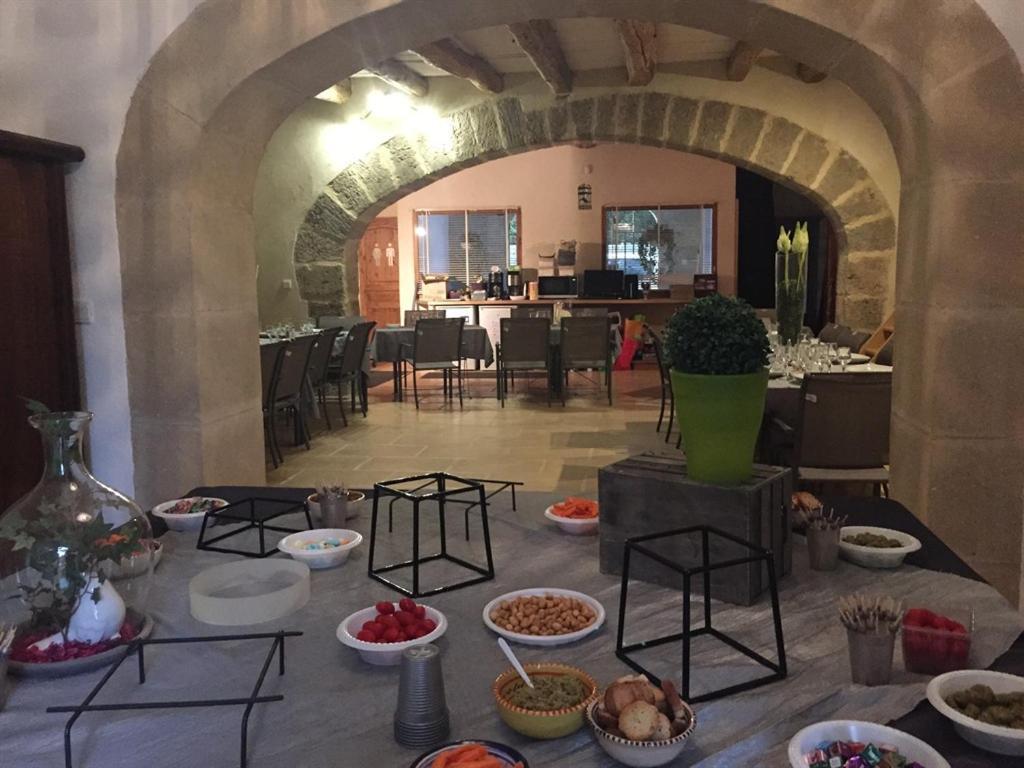 Clos De La Colombe Pouzols Exteriör bild